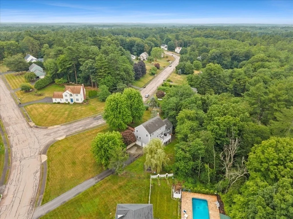 Photo of 130 Deer Hollow Trail