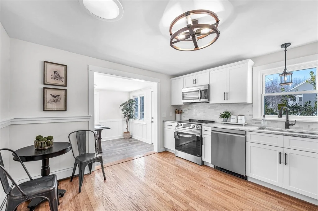 Photo of 285 Granby Road