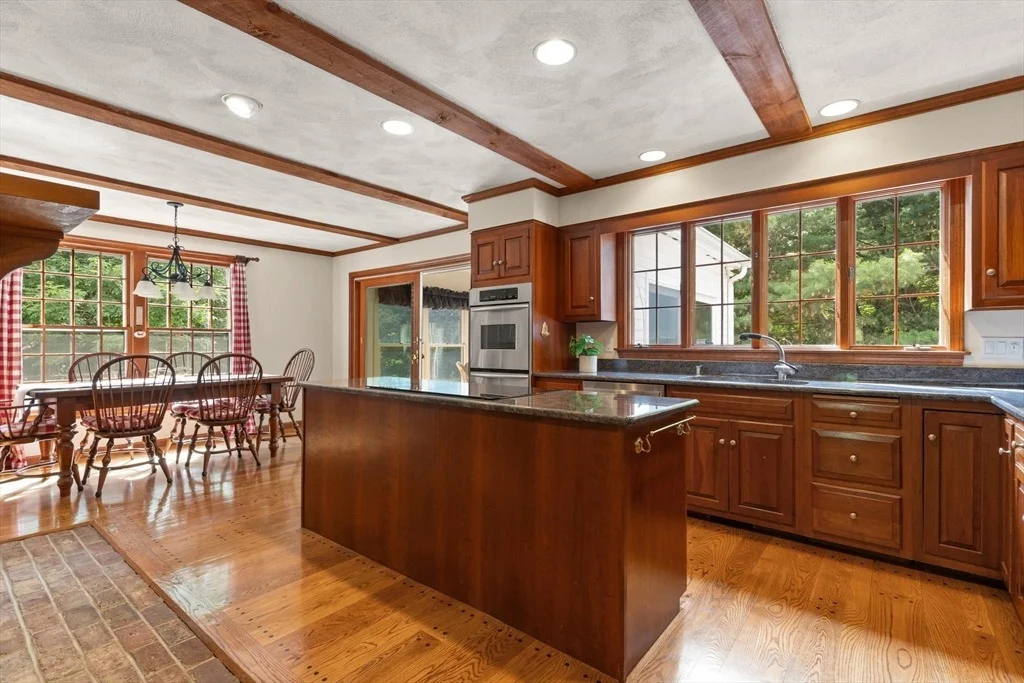 Photo of 28 Thompson Dr