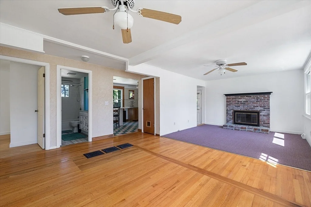 Photo of 32 Bayberry