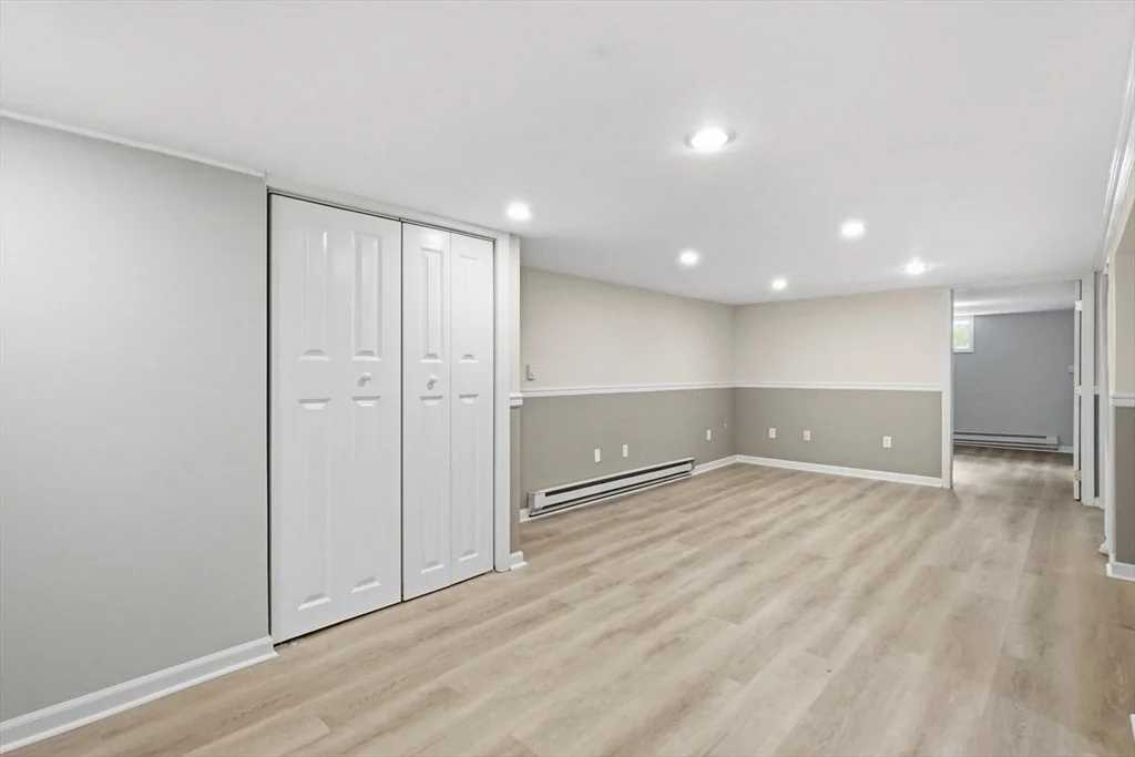 Photo of 250 Old Lyman Rd