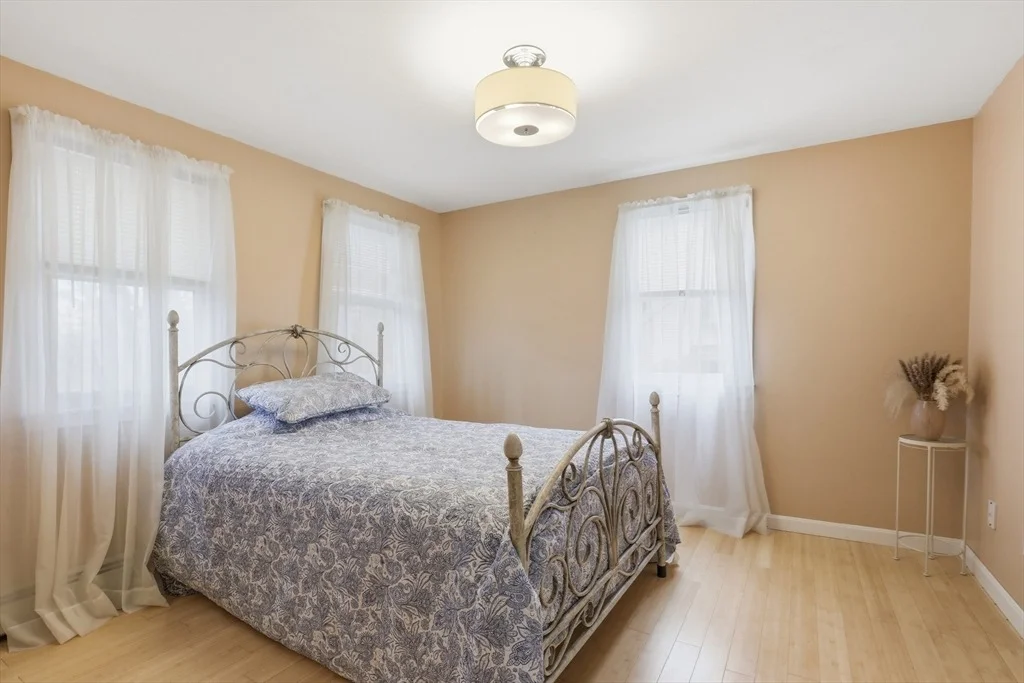 Photo of 40 Hillcrest Ave