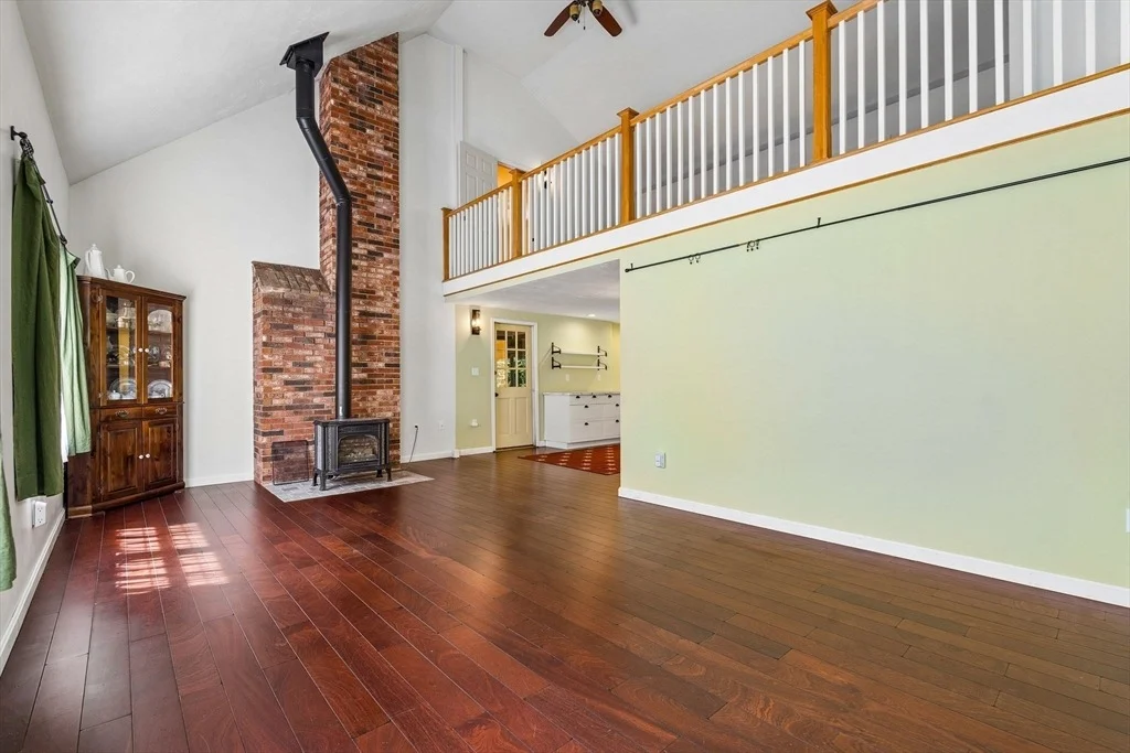 Photo of 71 Pelczar Rd