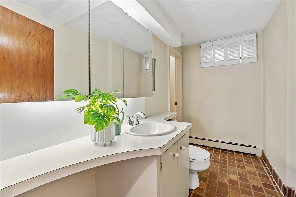 Photo of 8 Hobbs Road