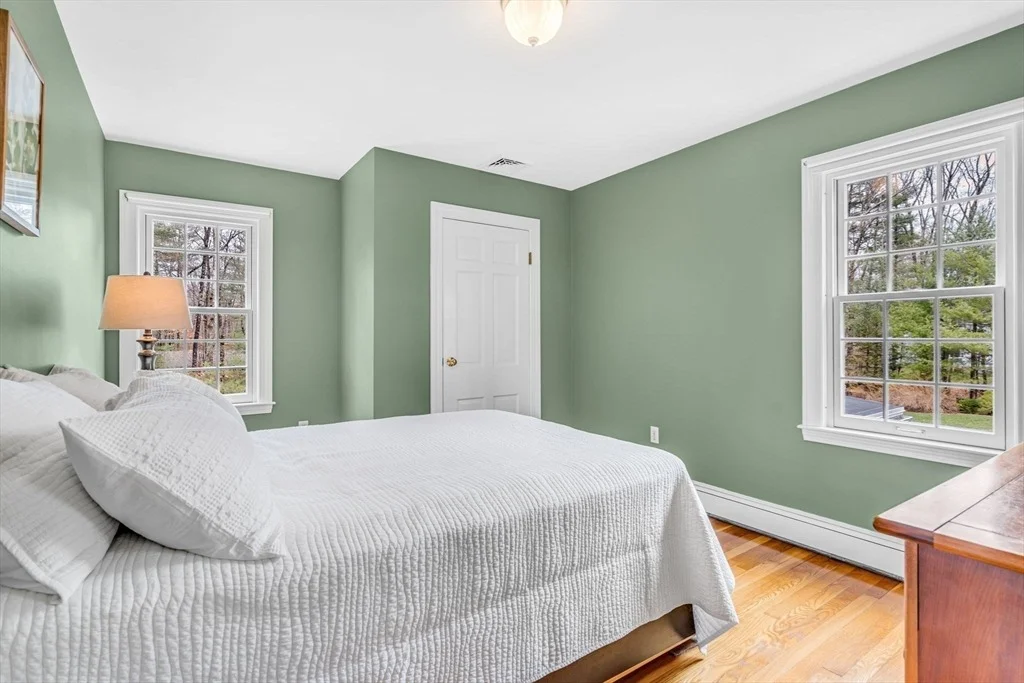 Photo of 648 Stow Rd