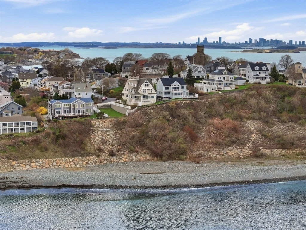 Photo of 2 Bluff Rd