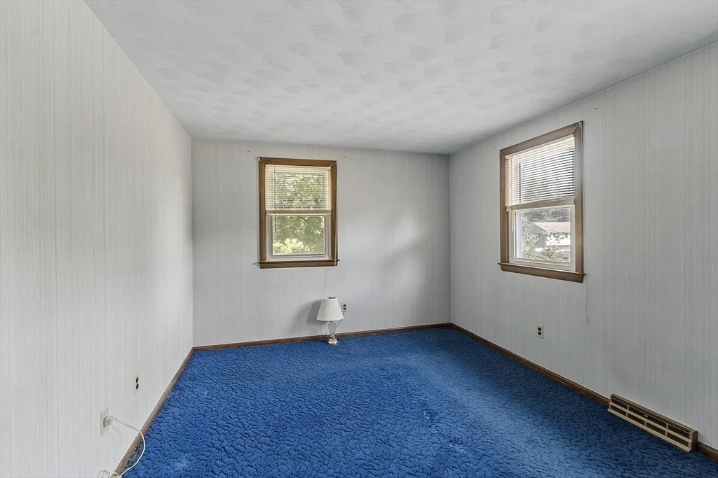 Photo of 4 Whipple Rd