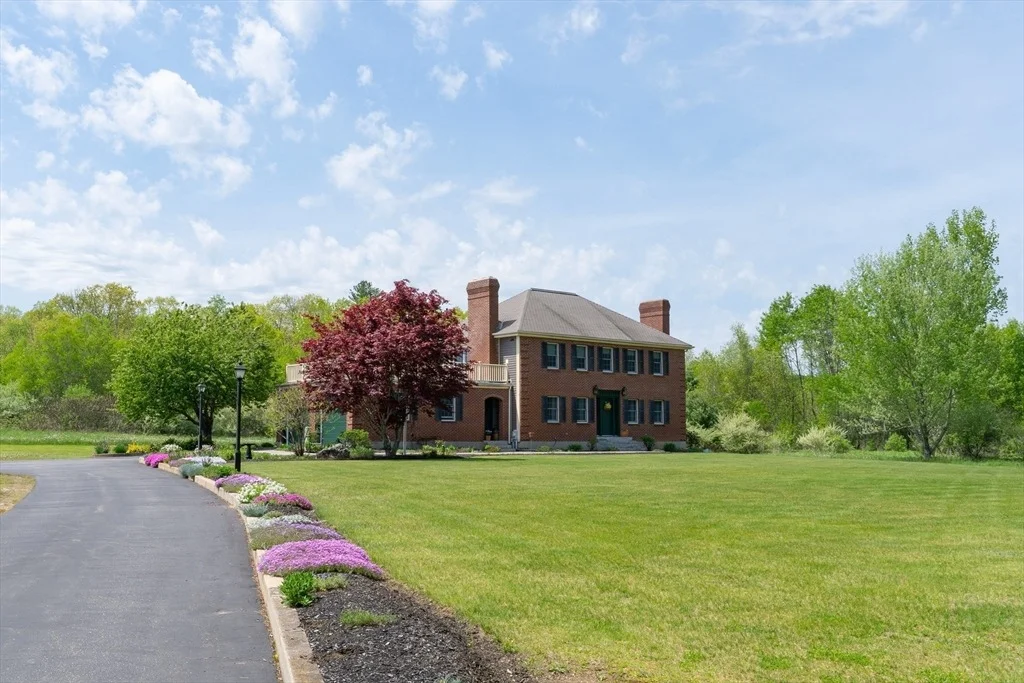 Photo of 147 Oakham Rd