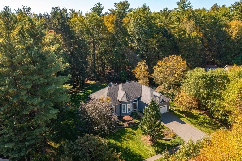 Photo of 10 Golden Cir