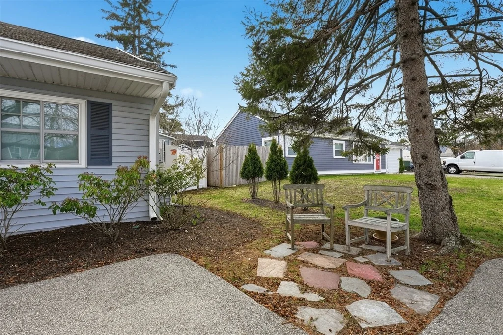 Photo of 19 Brookfield Circle
