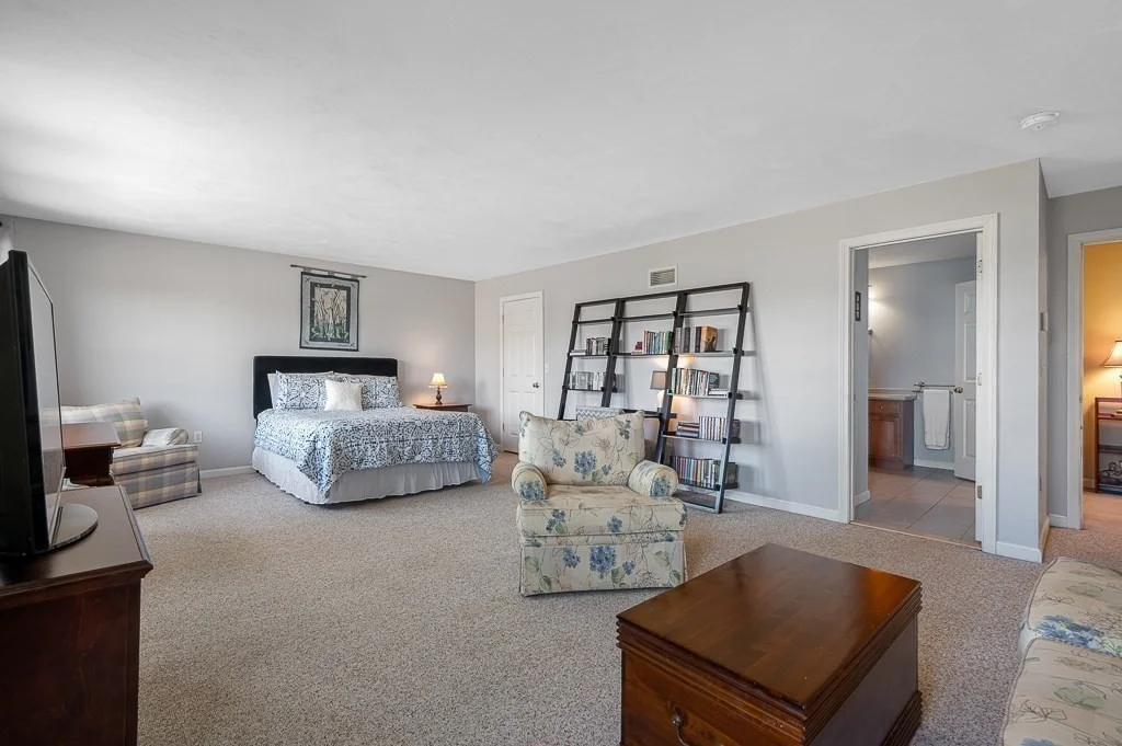 Photo of Unit 115 at 115 Ariel Circle
