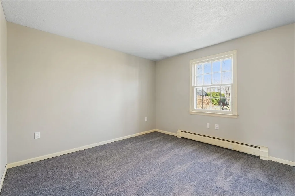 Photo of 195 Susan Drive