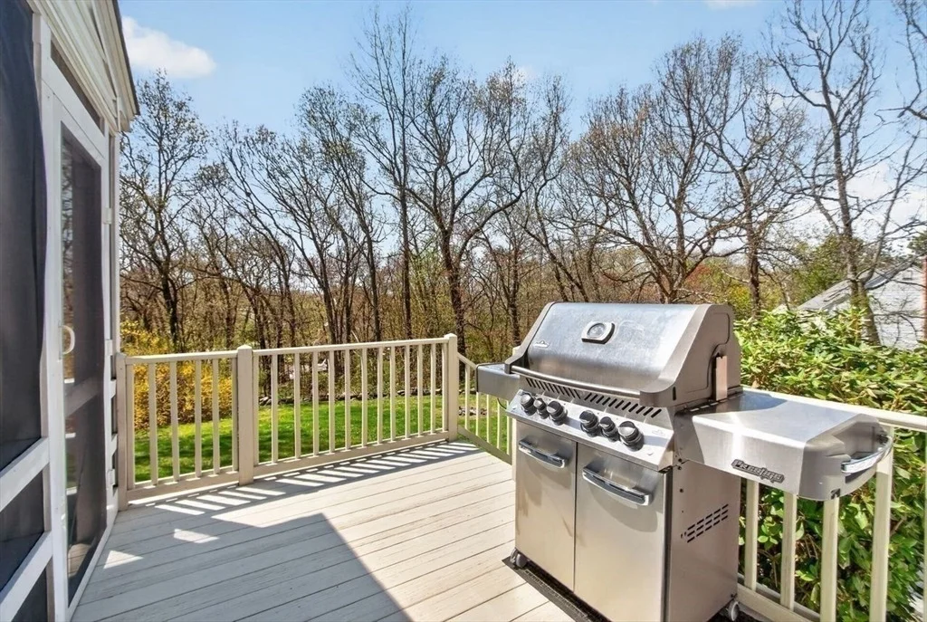 Photo of 294 Bear Hill Road