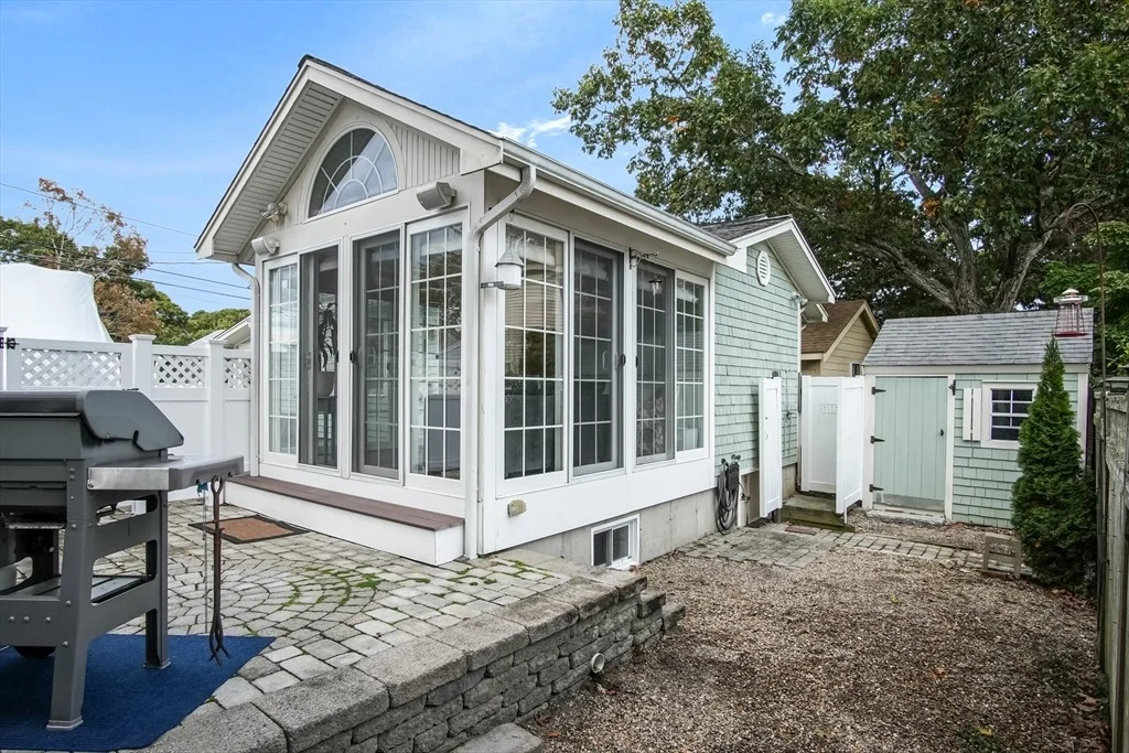 Photo of 77 Circuit Ave
