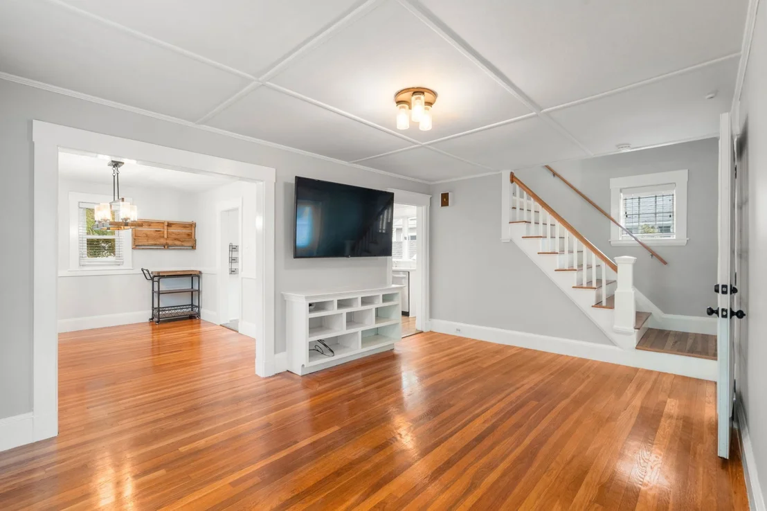 Photo of 63 Willow Ave