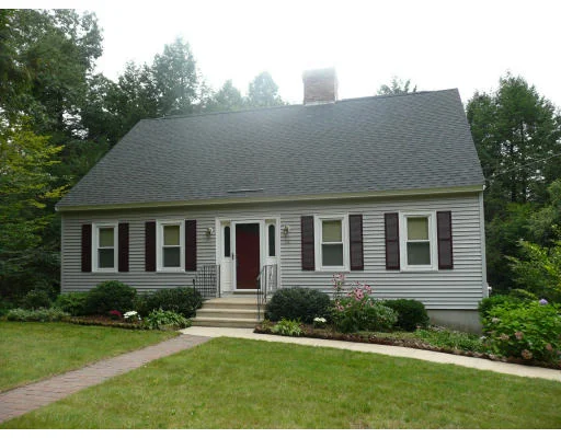 Photo of 54 Willard Rd