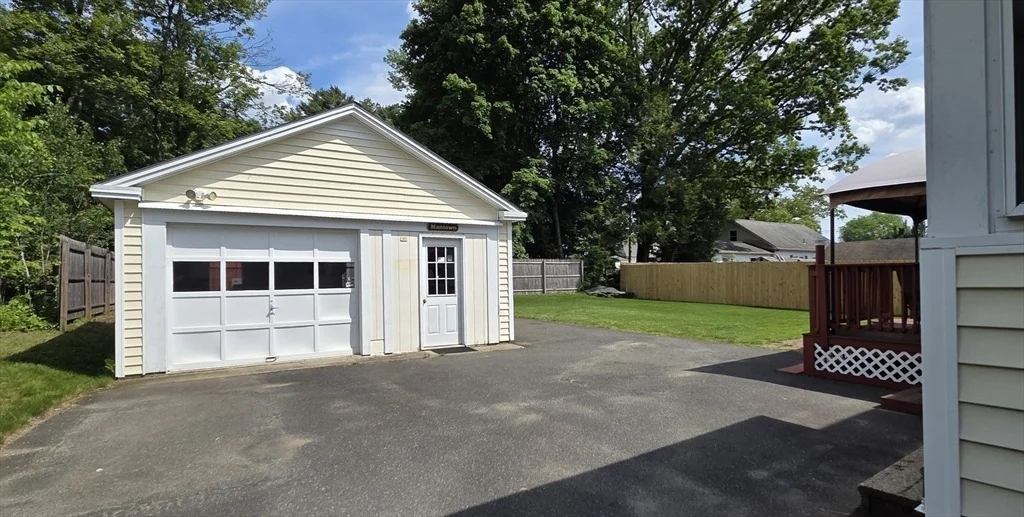 Photo of 351 Davis Street
