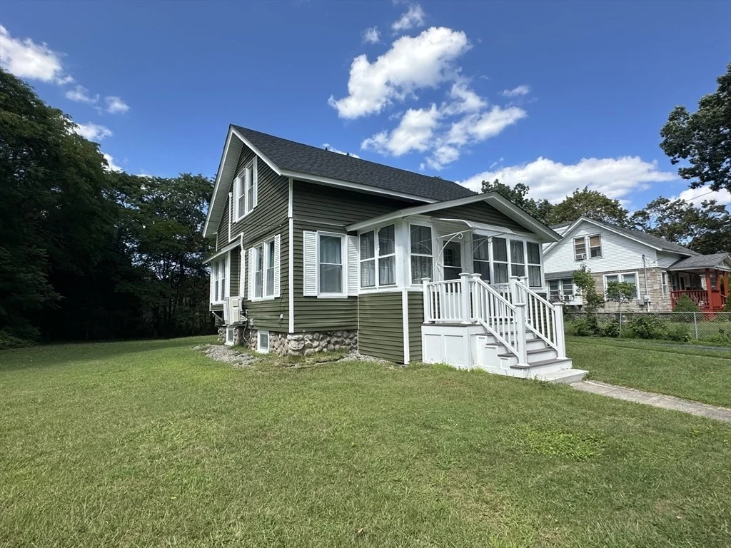 Photo of 9 Idalla Ave