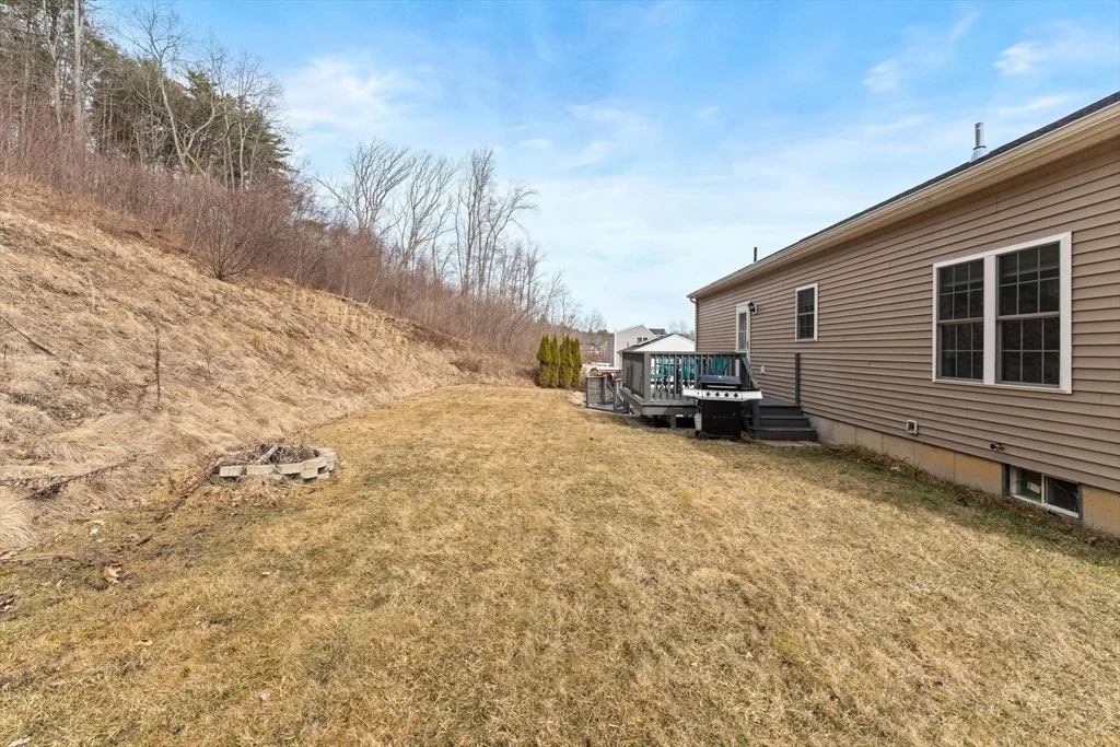 Photo of 99 Cournoyer Blvd