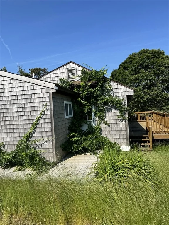 Photo of 35 Pine Bay Road