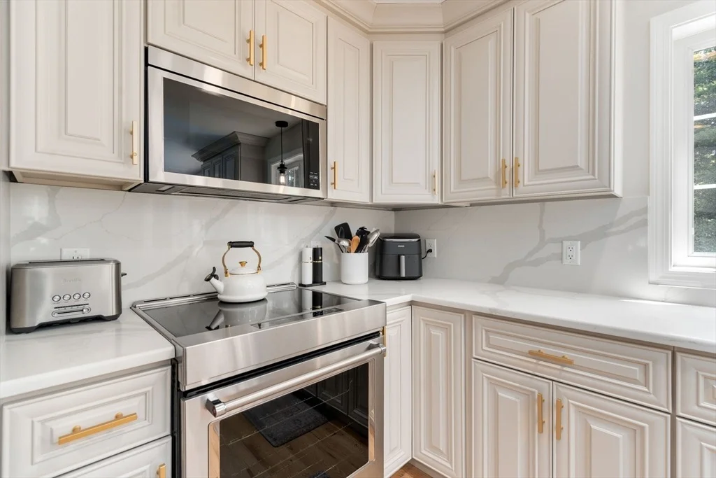 Photo of 31 Brookside Dr