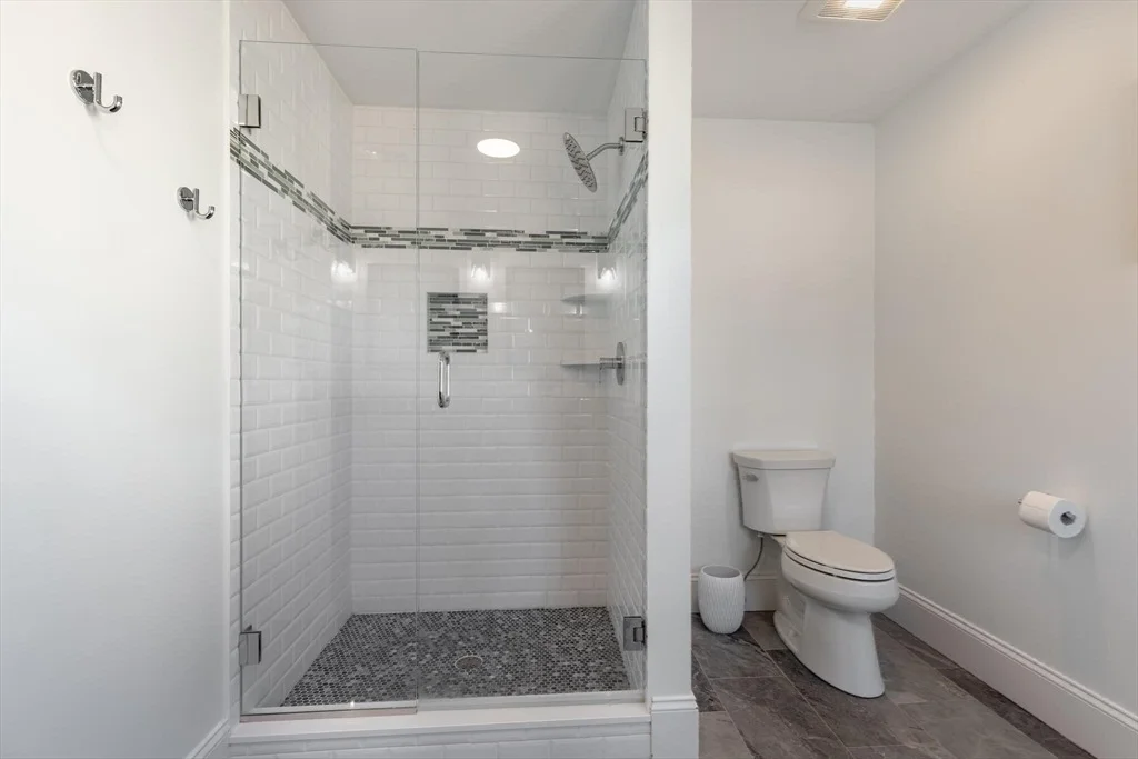 Photo of 10 Rochambeau Ave