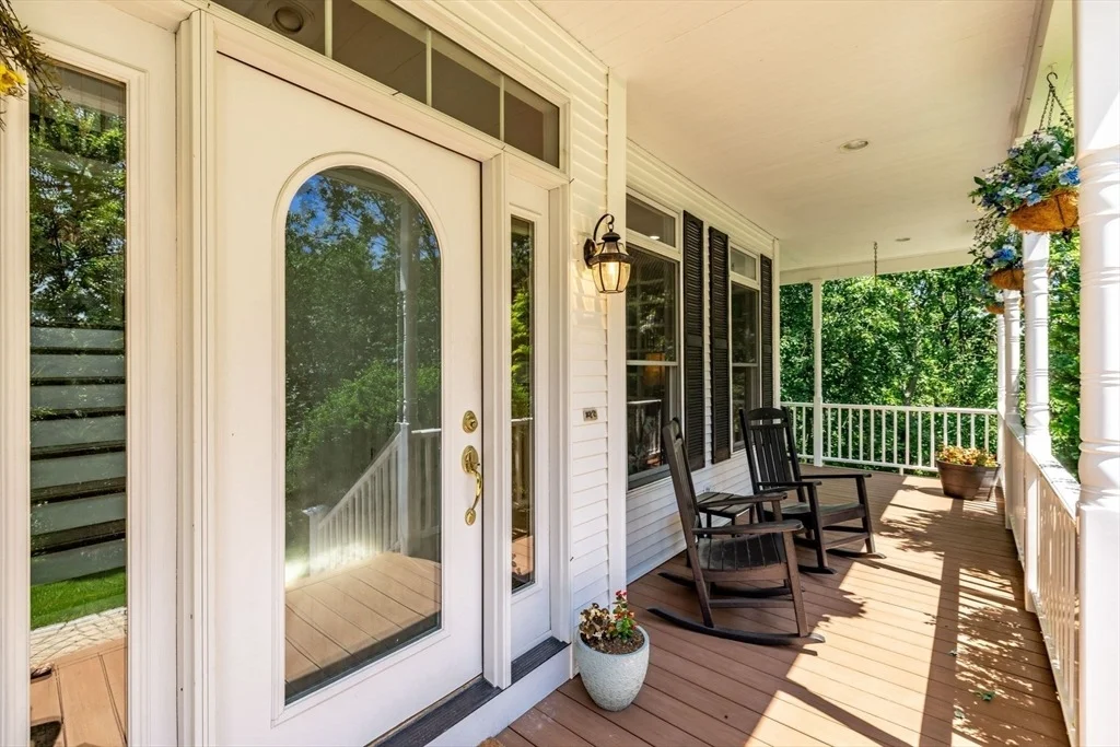 Photo of 22 Rhodes Dr