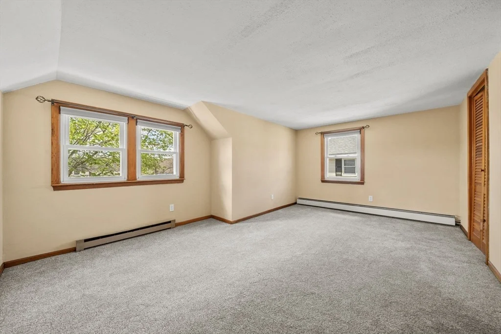 Photo of 339 Passaconaway Dr