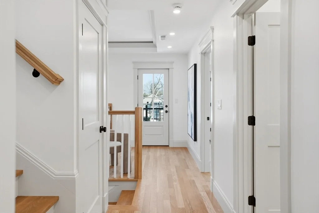 Photo of 180 Larch Rd