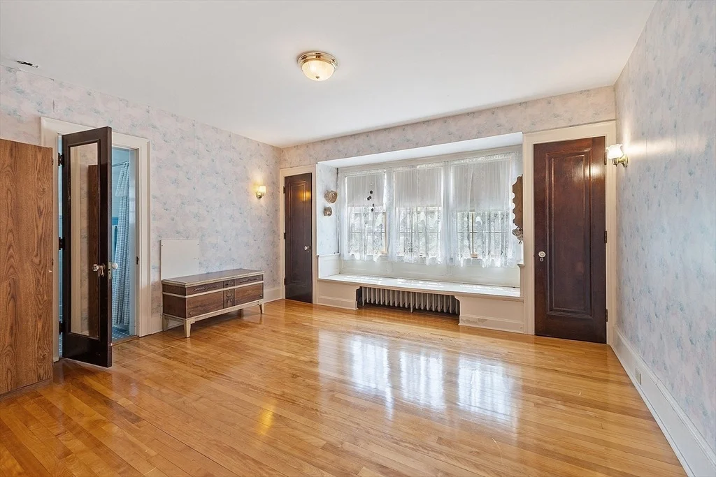 Photo of 298 Highland St