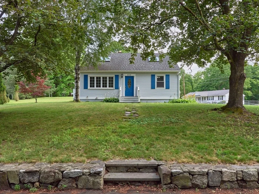 Photo of 253 Central St