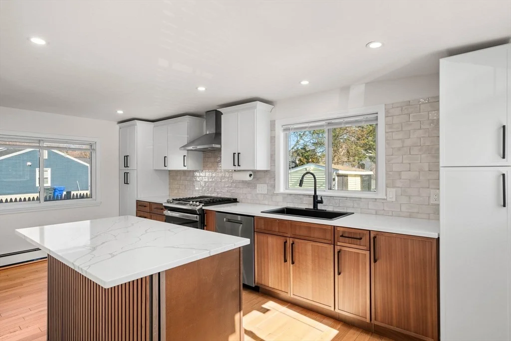 Photo of 271 Broadway