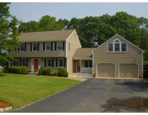 Photo of 21 Mashpee Drive