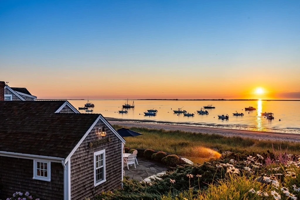 Photo of 166 Shore Road