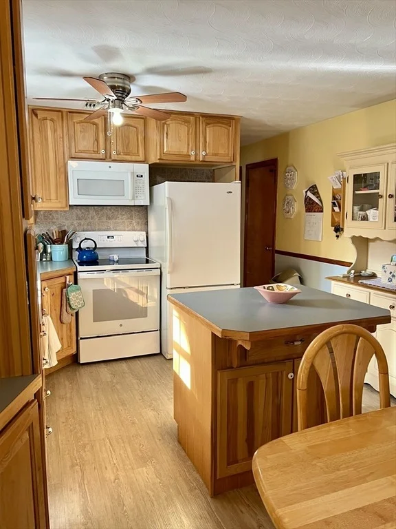 Photo of 157 Gardens Dr