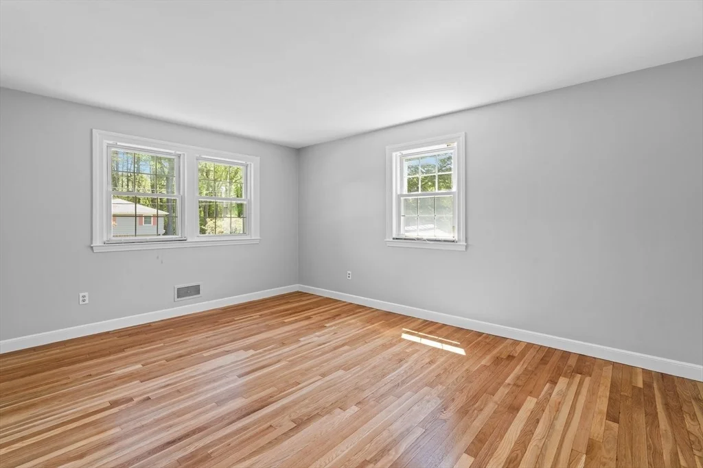 Photo of 10 Knight Road
