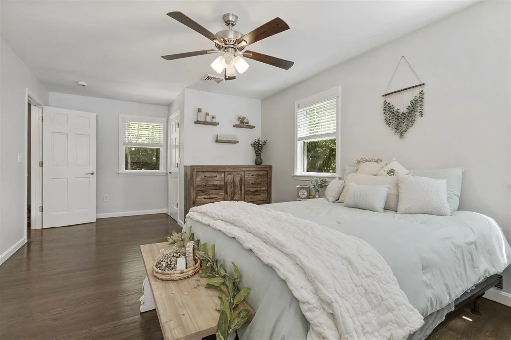 Photo of 19 Laurel Glades
