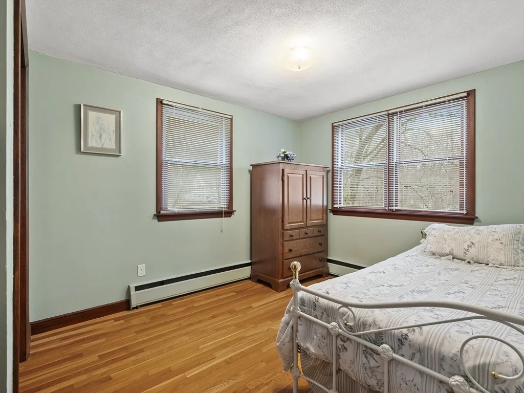 Photo of 7 Spruce Rd
