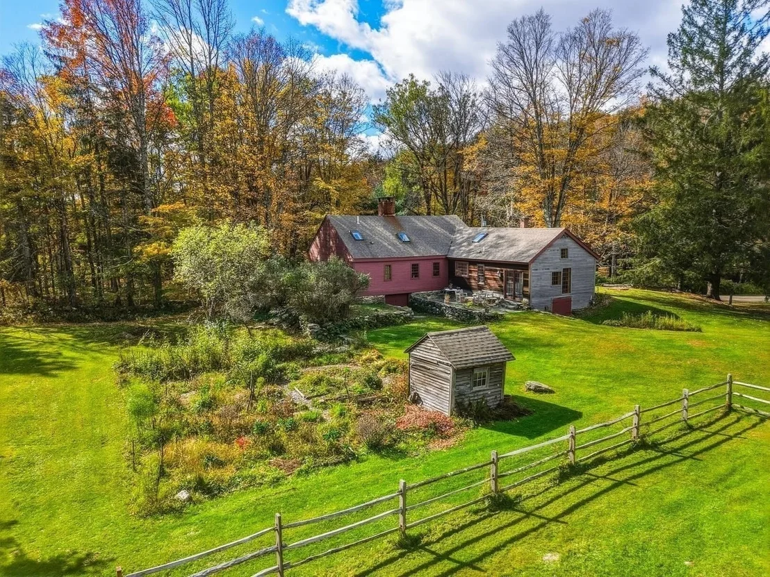 Photo of 65 Parish Road