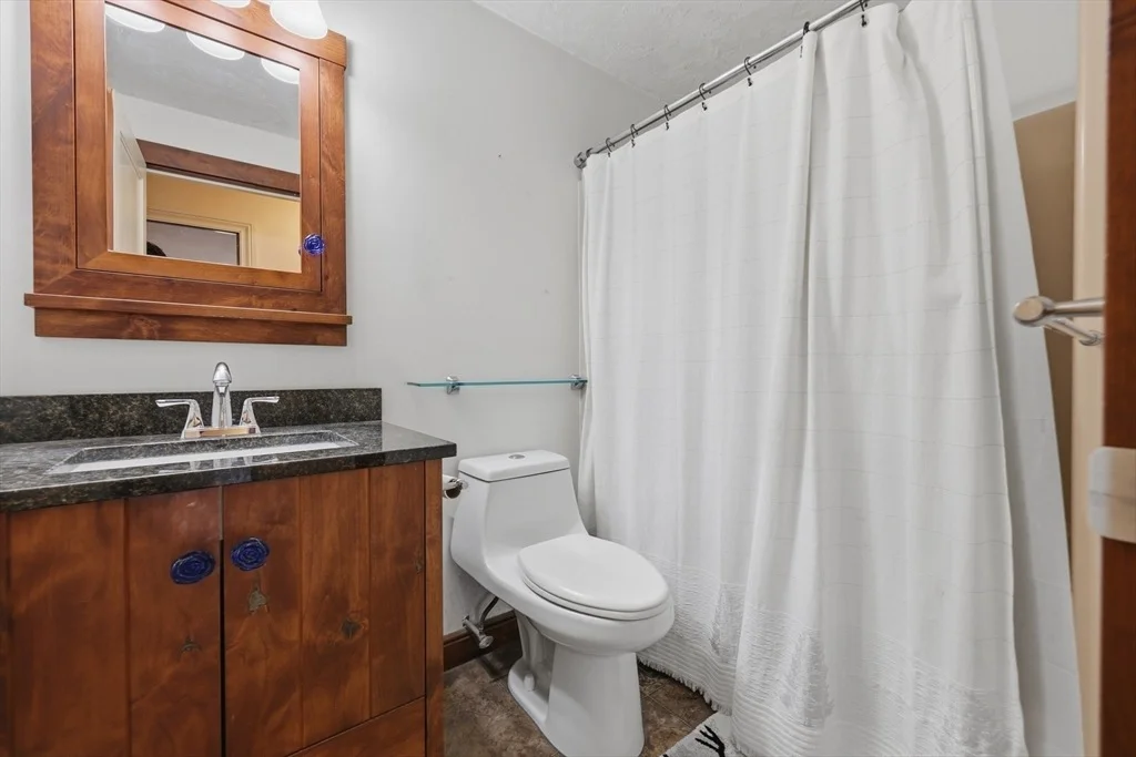Photo of 128 Derby St