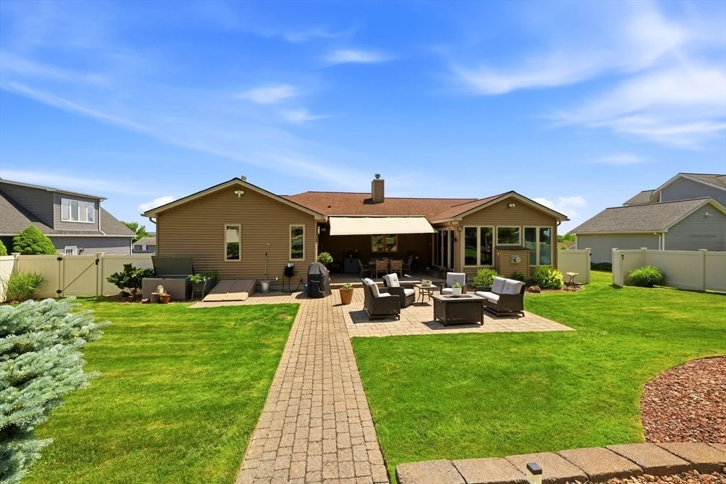 Photo of 57 Valley View Dr