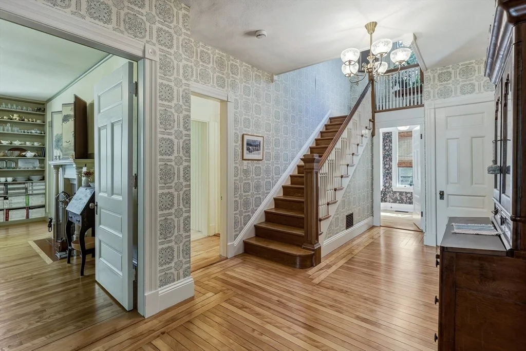 Photo of 91 Sunset Ave