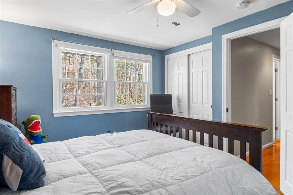 Photo of 451 Linebrook Road