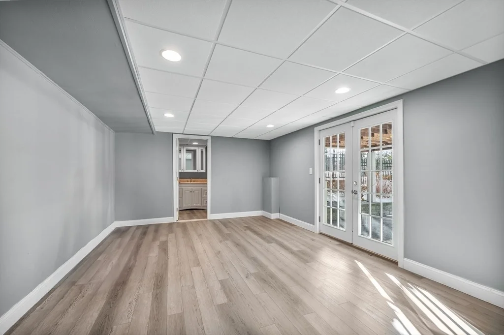Photo of 25 Collins Rd