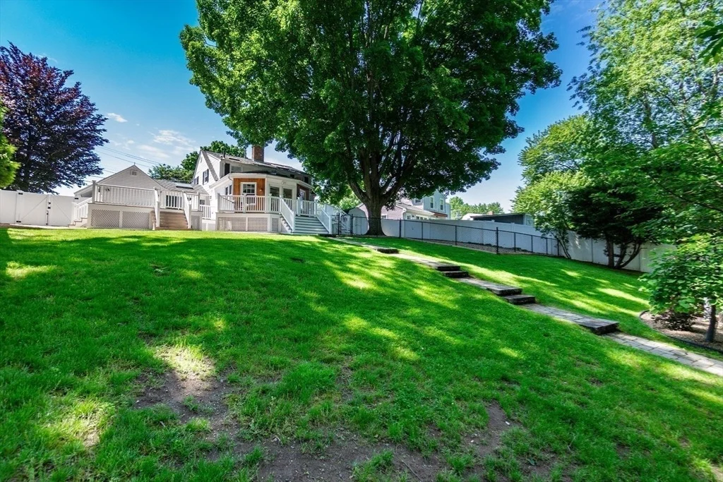 Photo of 74 Rose Hill Way
