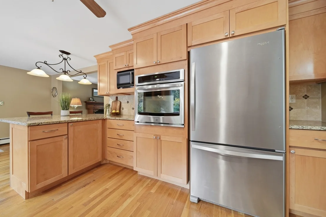 Photo of 401 Longley Rd