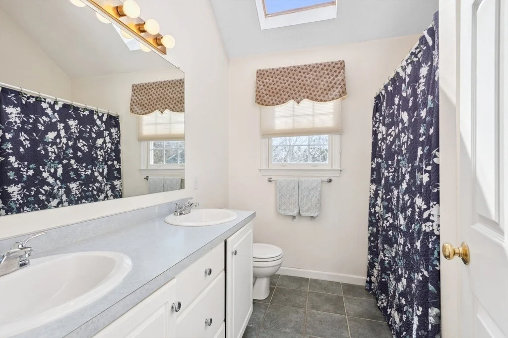Photo of 100 Omalley Rd