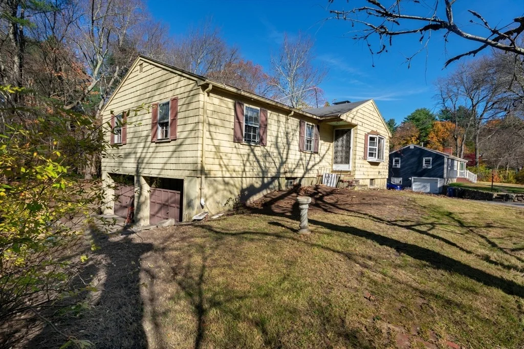 Photo of 103 Elm St