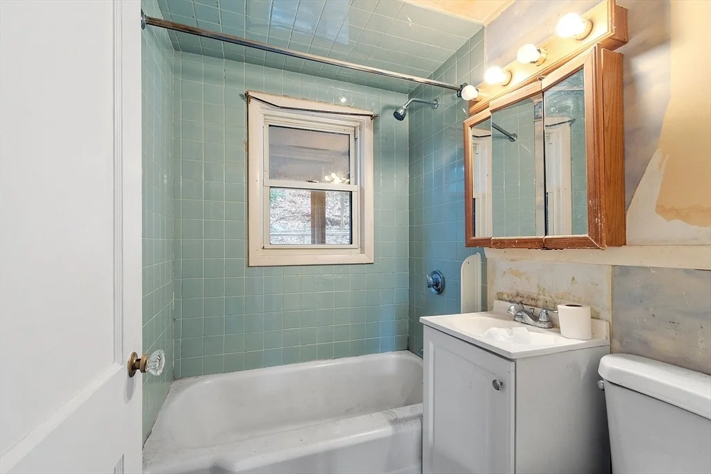 Photo of 9 Intervale Rd
