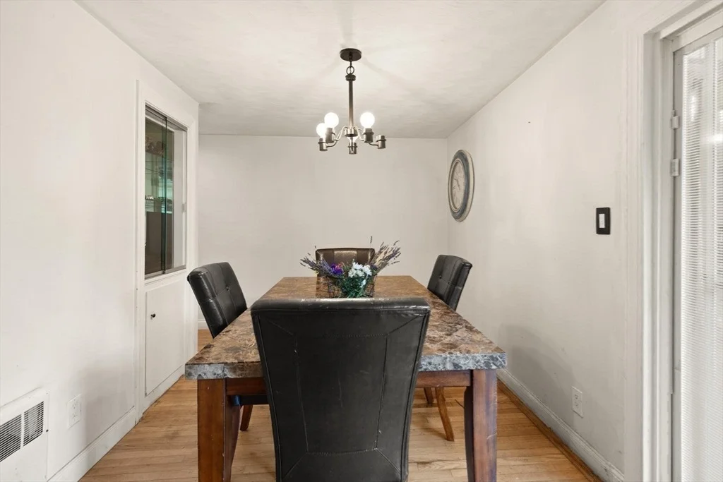 Photo of 24 Taylor Rd